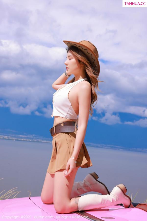 夏西CiCi  [XiuRen]高清写真图 2021.09.28 No.4009 夏西CiCi第4张图片